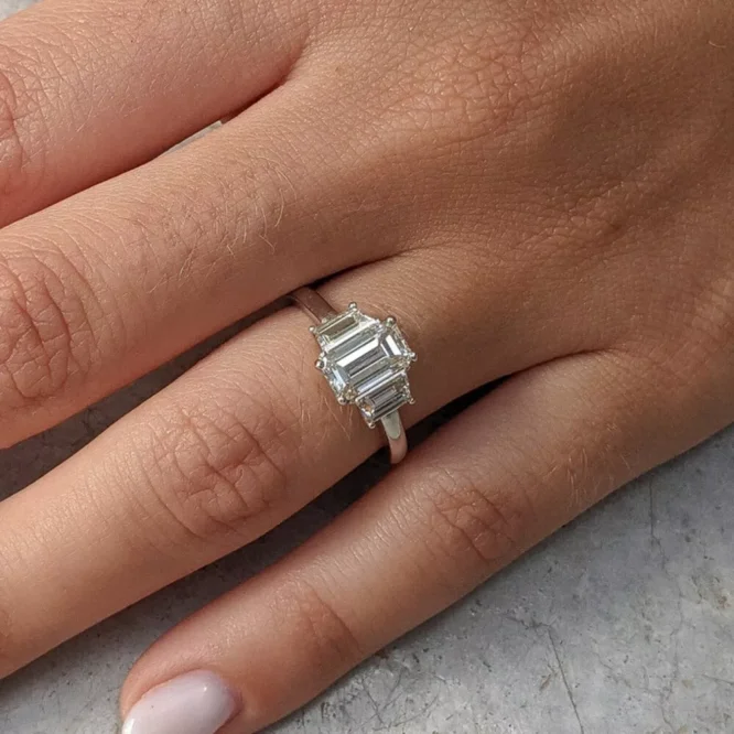14K White Gold Engagement Ring 1.40 Carat Emerald Lab Created Diamond - Image 2