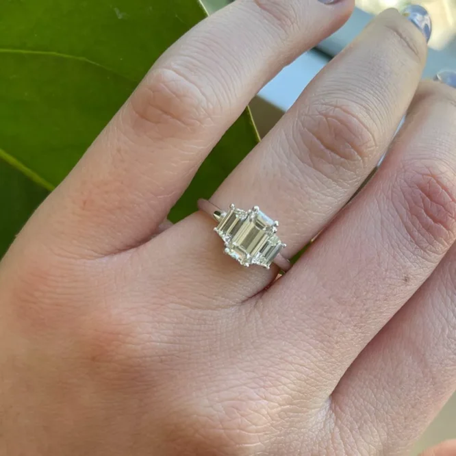 14K White Gold Engagement Ring 1.40 Carat Emerald Lab Created Diamond - Image 3